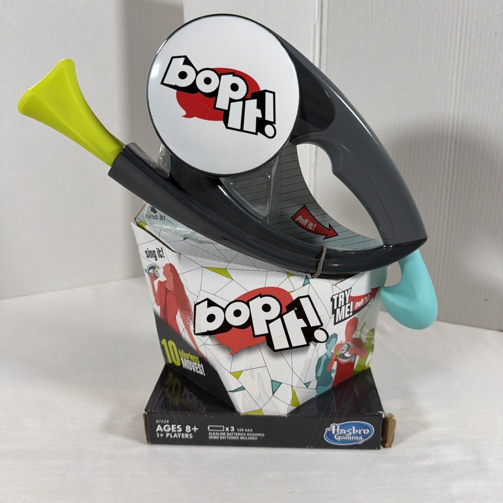 Hasbro Bop It! Game B7428 Electronic Handheld NEW Sealed Original Tested Works